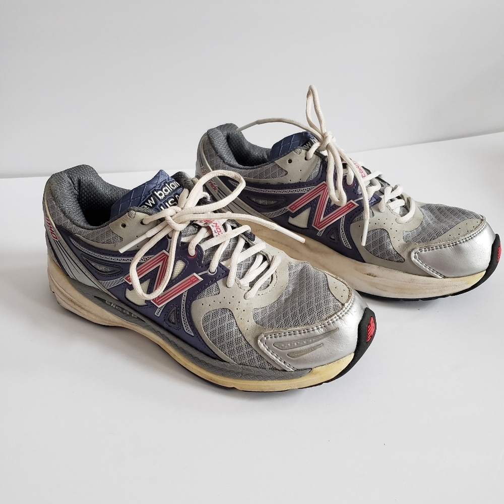 New Balance ladies Heritage Collection sneakers